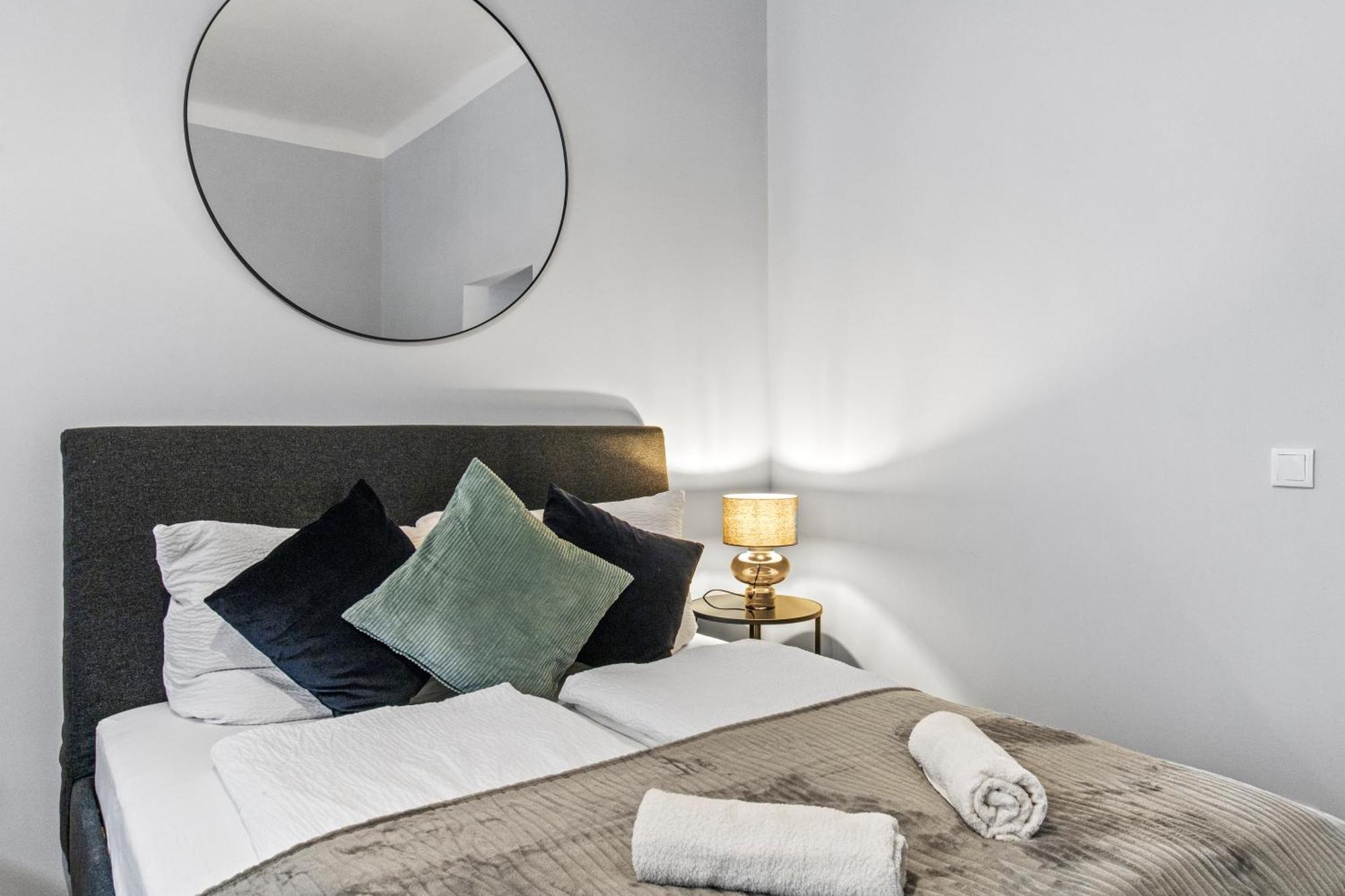 Balcony Apartment, 4 Min To U3 Zipperer Strasse Вена Экстерьер фото