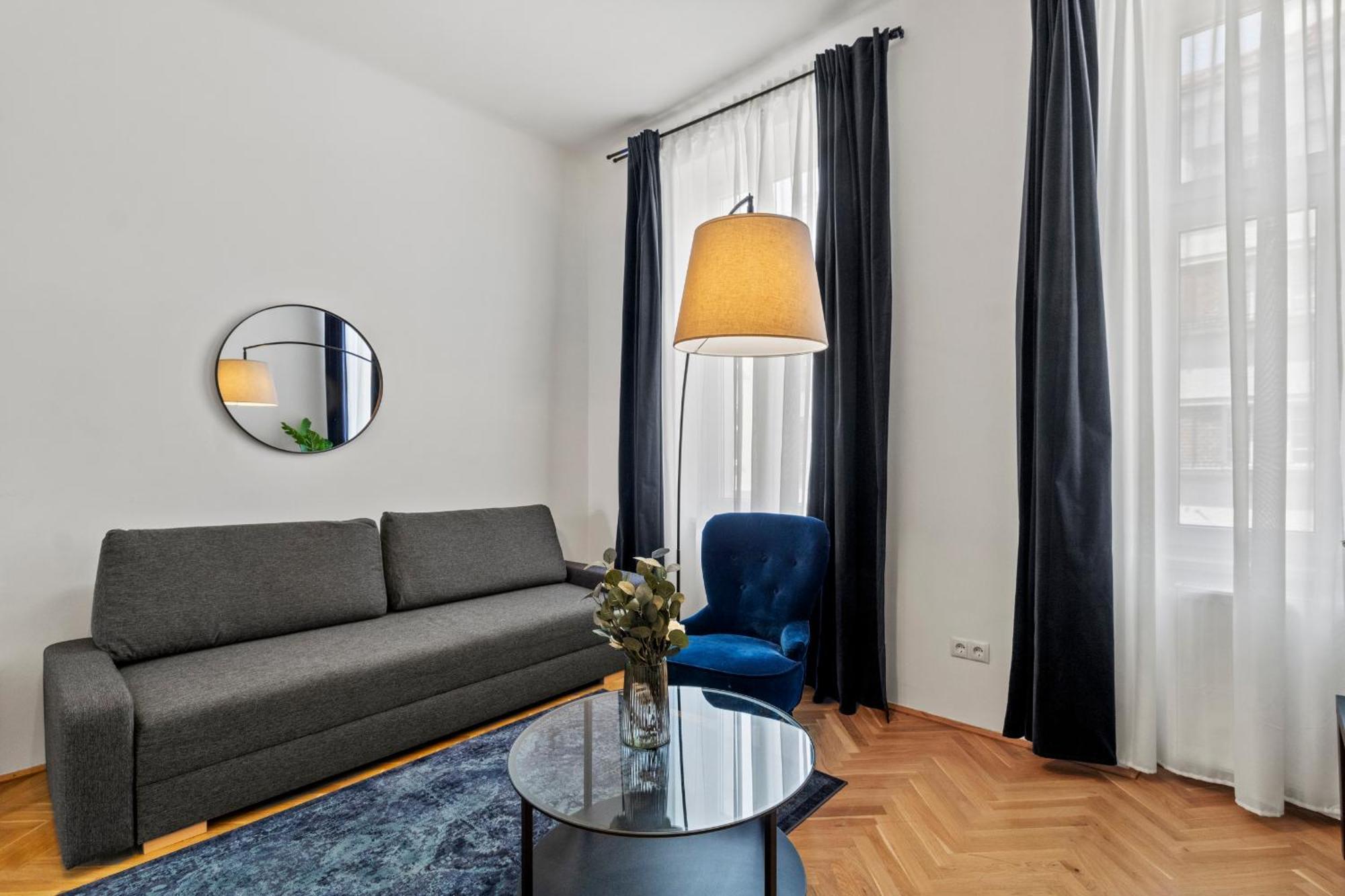 Balcony Apartment, 4 Min To U3 Zipperer Strasse Вена Экстерьер фото