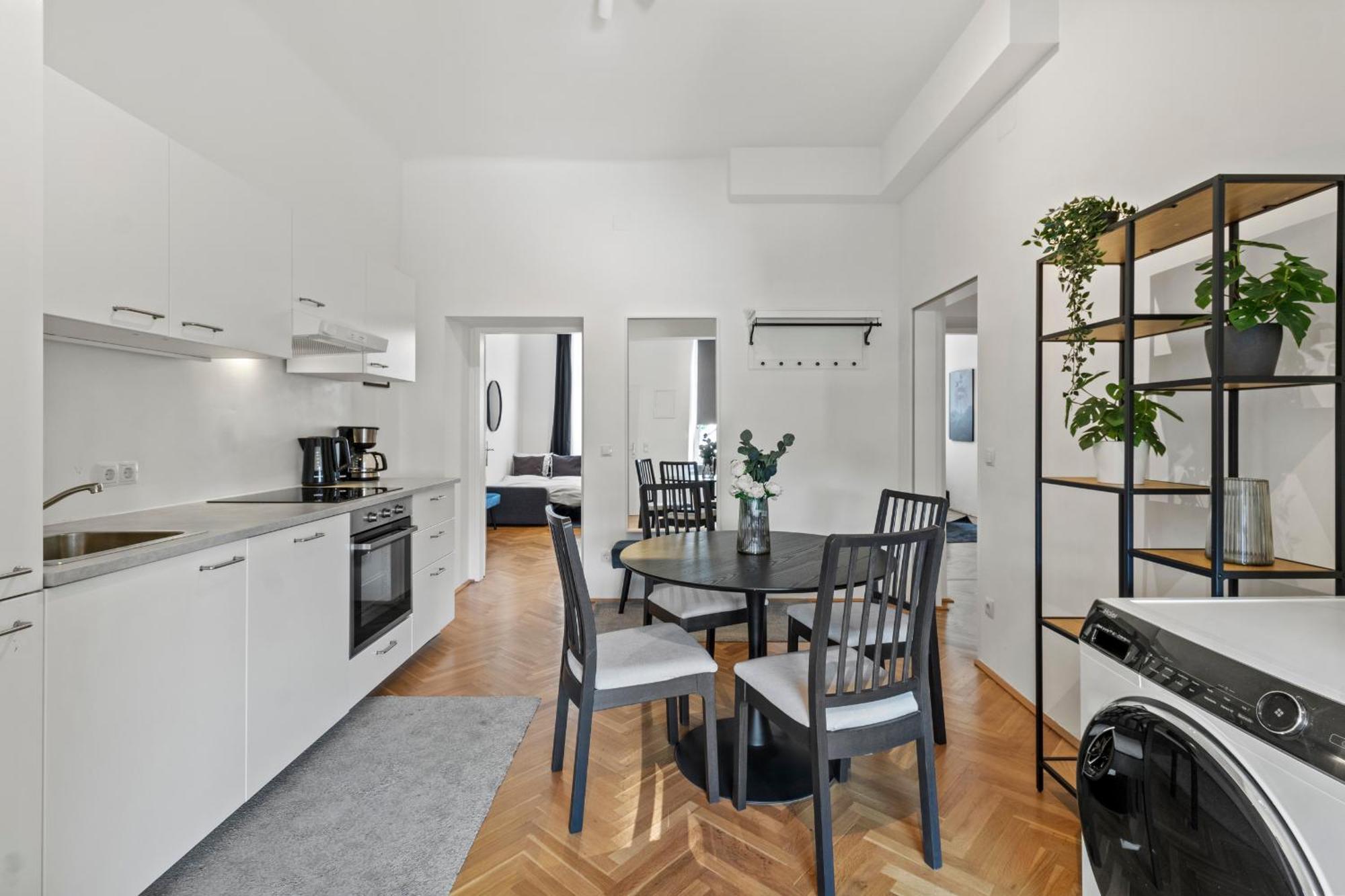 Balcony Apartment, 4 Min To U3 Zipperer Strasse Вена Экстерьер фото