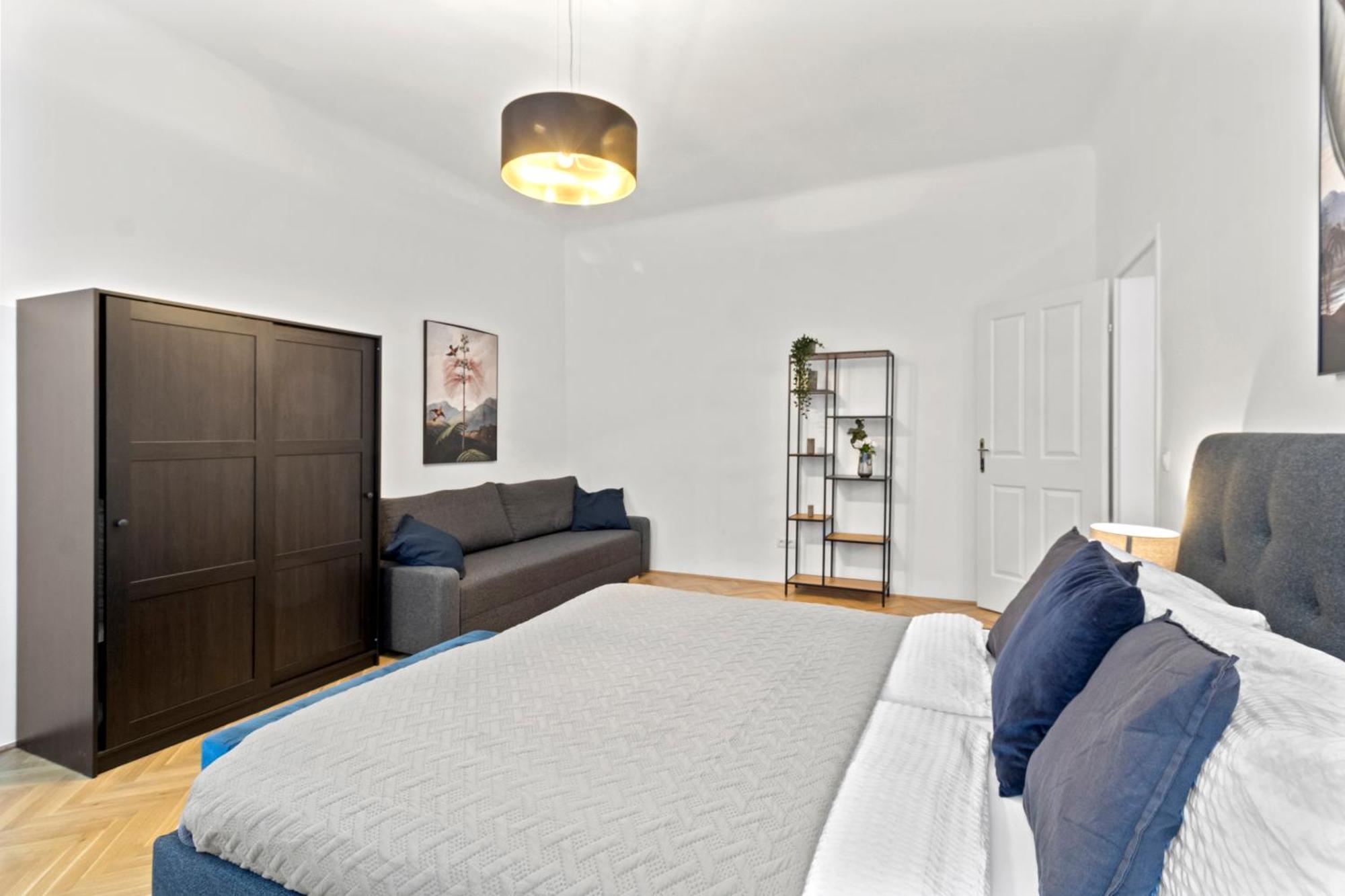 Balcony Apartment, 4 Min To U3 Zipperer Strasse Вена Экстерьер фото