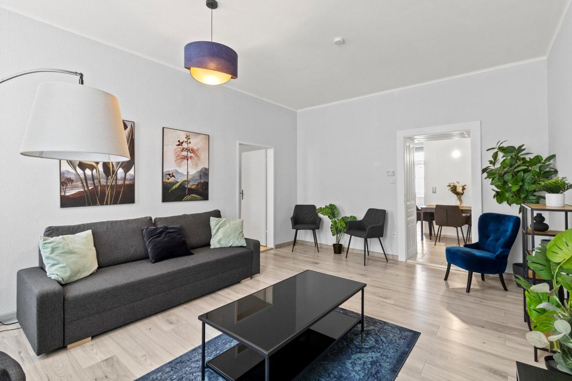 Balcony Apartment, 4 Min To U3 Zipperer Strasse Вена Экстерьер фото